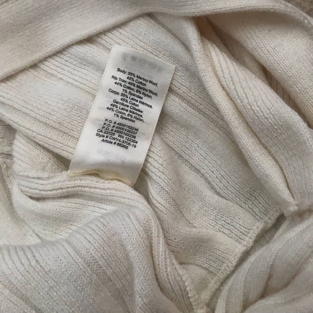 Aritzia Thais Cardigan - Picture 7 of 7